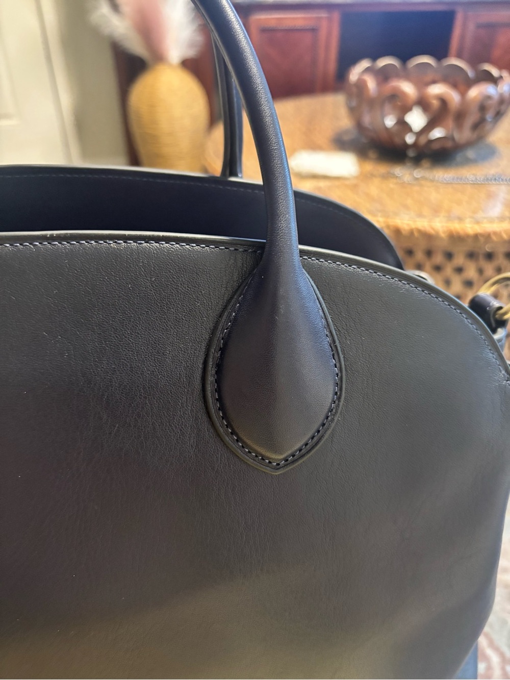 Coach Empire 40 Navy Leather Satchel with Gold Hardware - Picture 4 of 14
